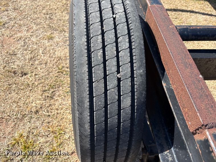 image for item NK9060 Circle hay bale trailer