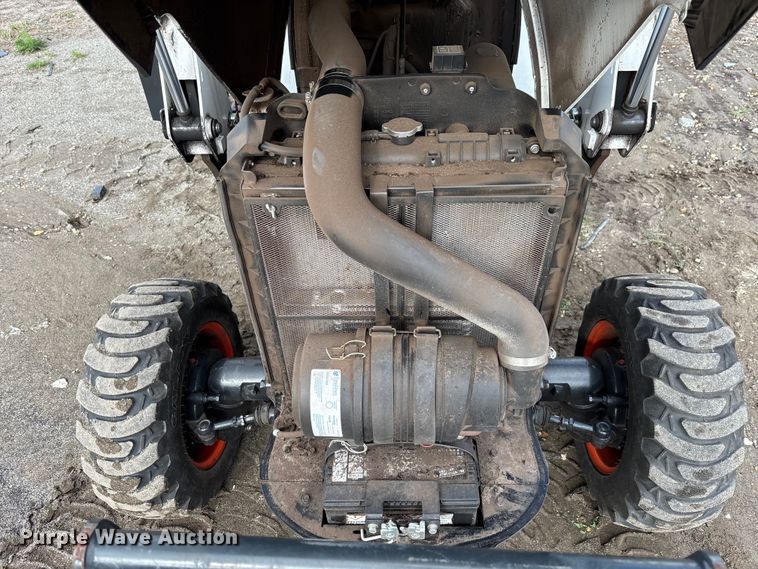 image for item YA2789 2023 Bobcat CT2025 MFWD tractor