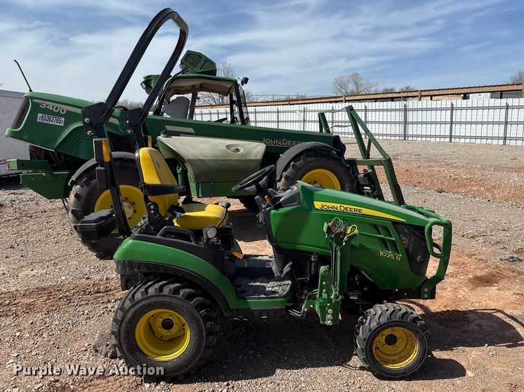 image for item YA2859 2024 John Deere 1025R MFWD tractor