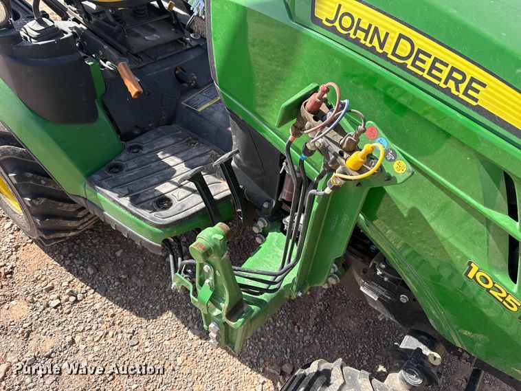 image for item YA2859 2024 John Deere 1025R MFWD tractor