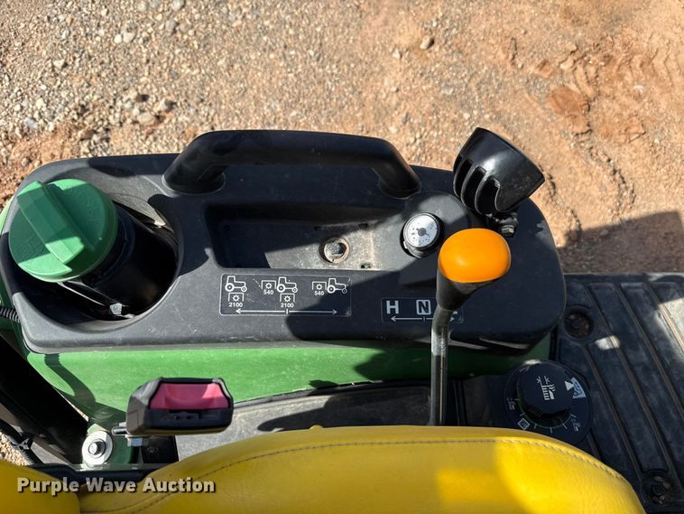 image for item YA2859 2024 John Deere 1025R MFWD tractor