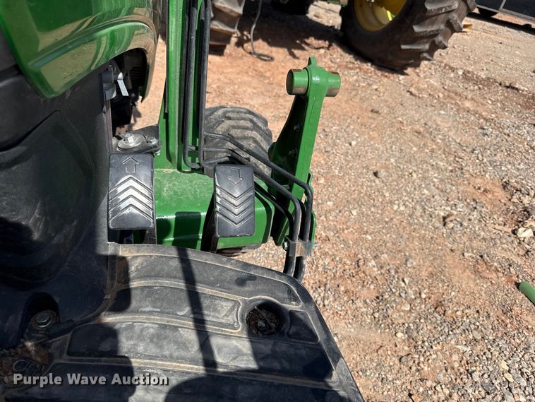 image for item YA2859 2024 John Deere 1025R MFWD tractor