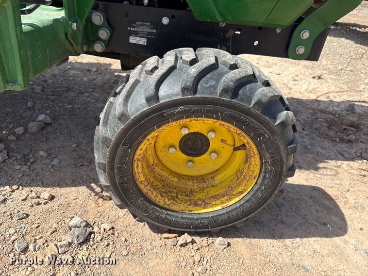 image for item YA2859 2024 John Deere 1025R MFWD tractor