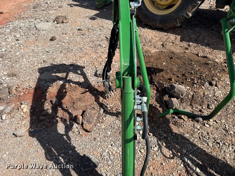 image for item YA2859 2024 John Deere 1025R MFWD tractor