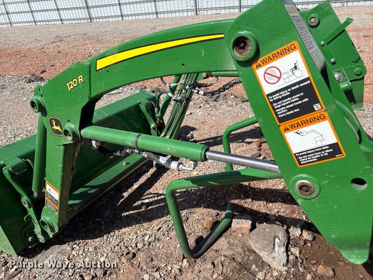 image for item YA2859 2024 John Deere 1025R MFWD tractor