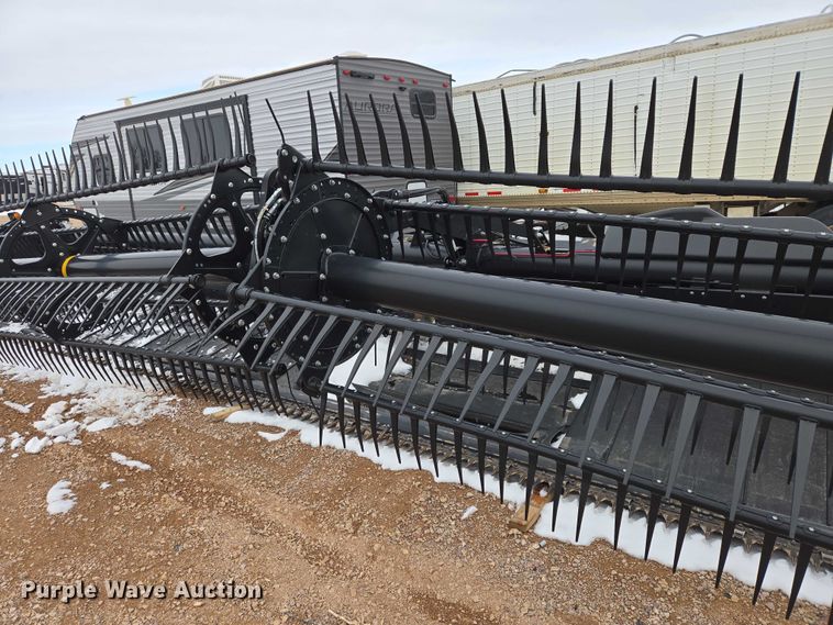 image for item YA2861 2020 MacDon FD145 flex draper head