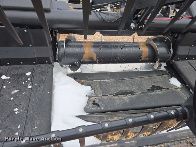 image for item YA2861 2020 MacDon FD145 flex draper head