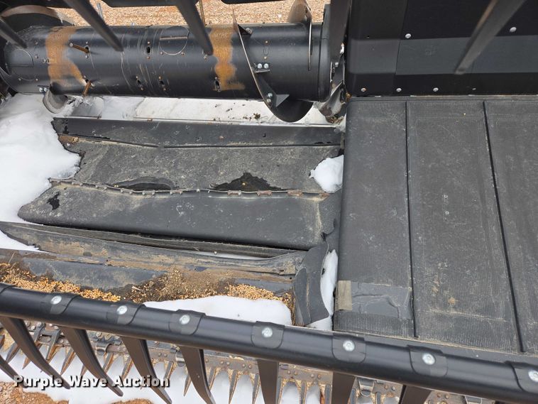 image for item YA2861 2020 MacDon FD145 flex draper head