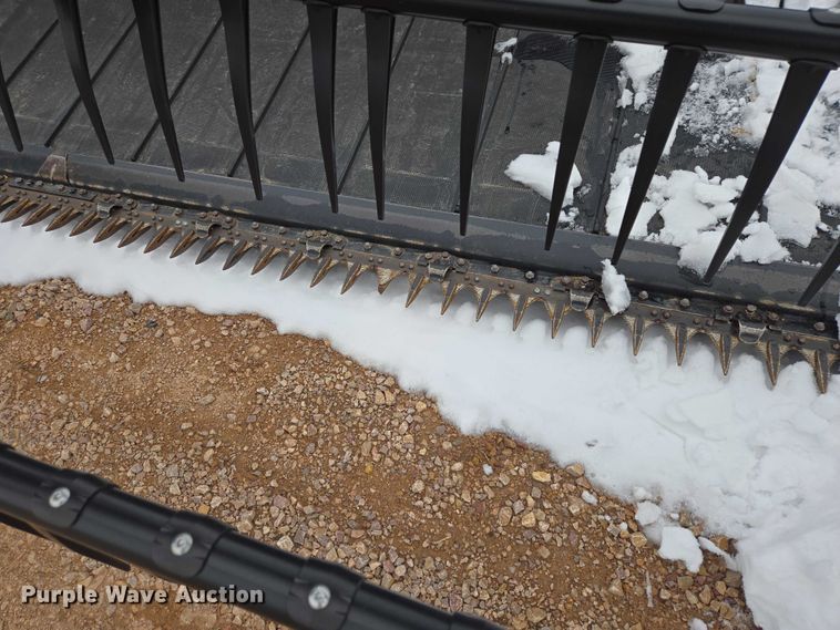 image for item YA2861 2020 MacDon FD145 flex draper head