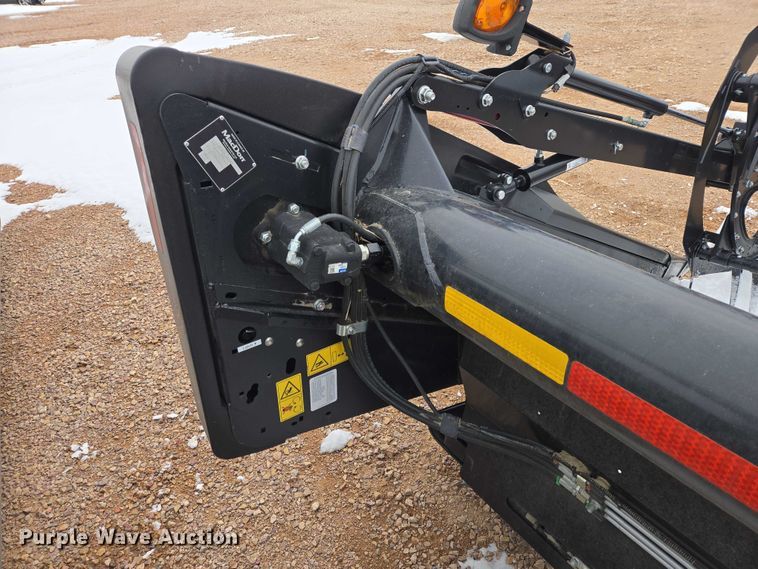 image for item YA2861 2020 MacDon FD145 flex draper head