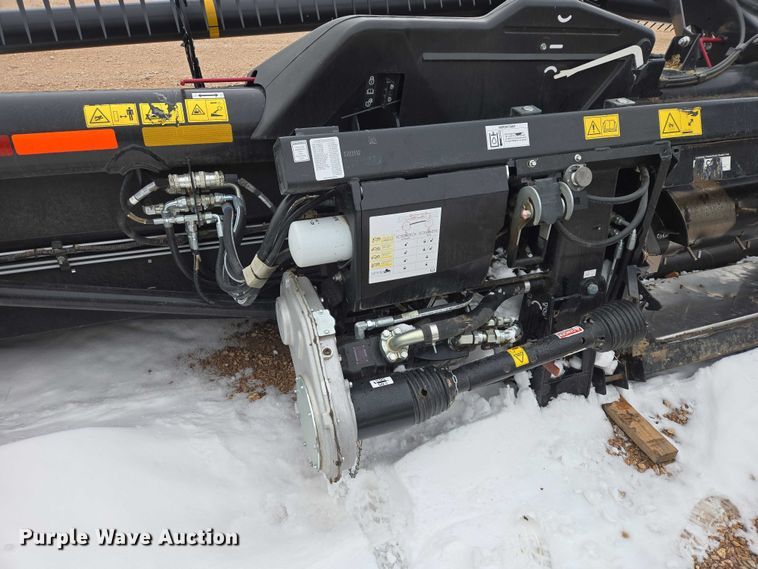 image for item YA2861 2020 MacDon FD145 flex draper head