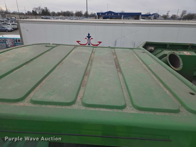 image for item YA2925 1994 John Deere 9600 RWA combine