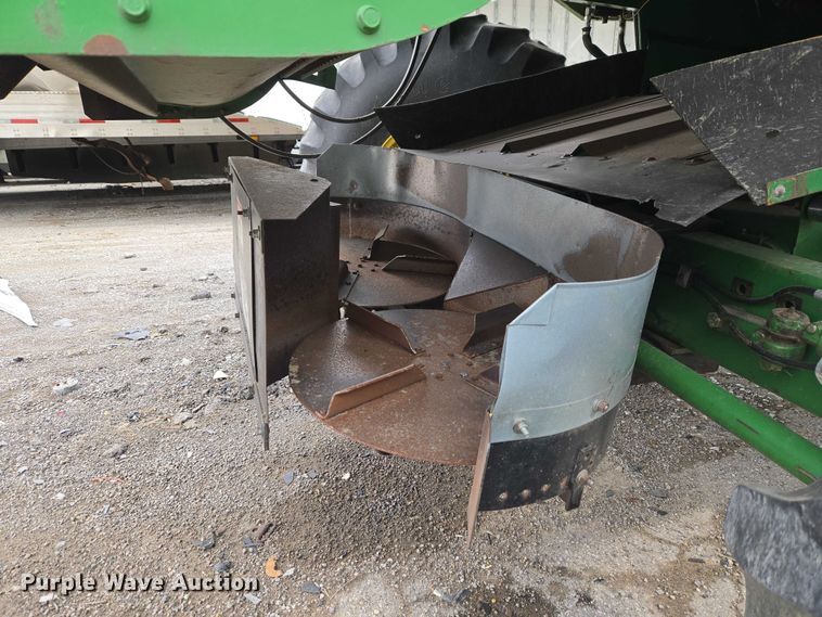 image for item YA2925 1994 John Deere 9600 RWA combine