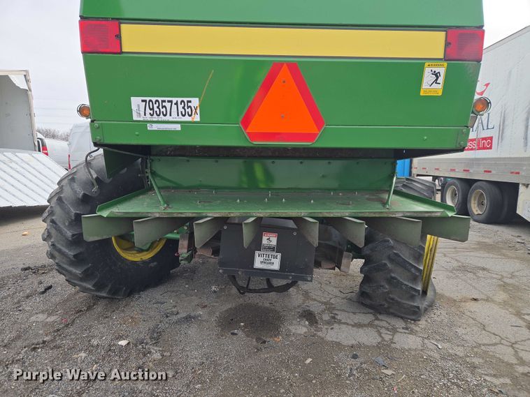 image for item YA2925 1994 John Deere 9600 RWA combine