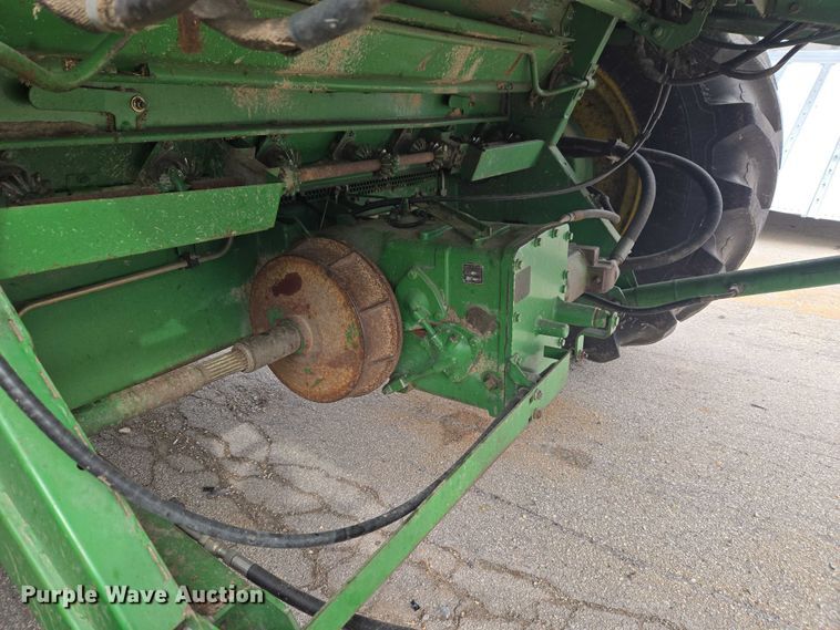 image for item YA2925 1994 John Deere 9600 RWA combine