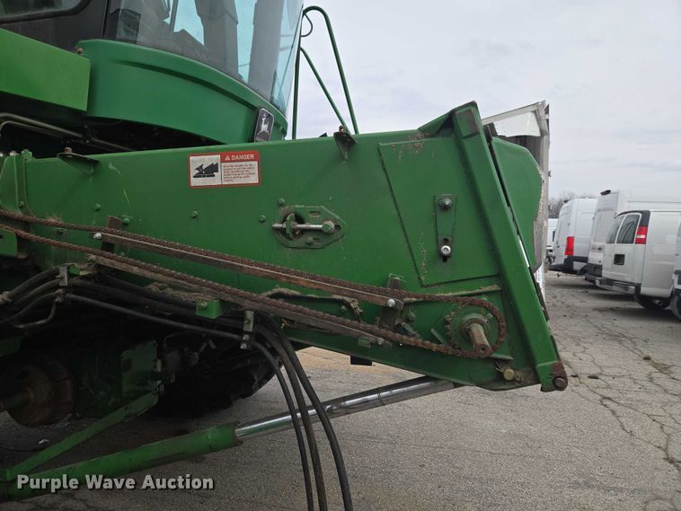 image for item YA2925 1994 John Deere 9600 RWA combine