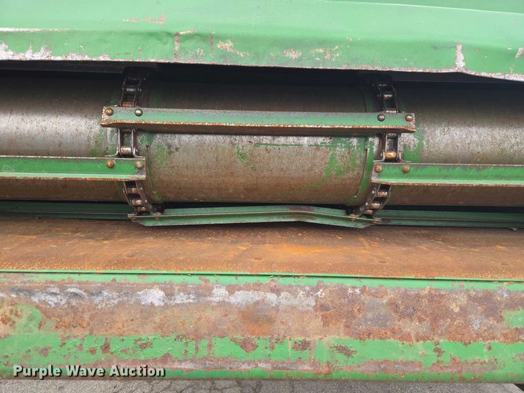 image for item YA2925 1994 John Deere 9600 RWA combine