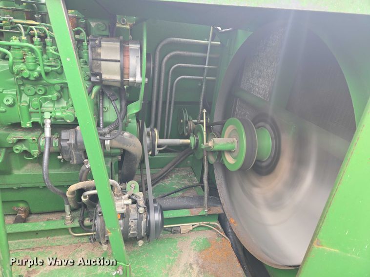 image for item YA2925 1994 John Deere 9600 RWA combine