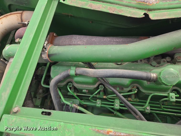 image for item YA2925 1994 John Deere 9600 RWA combine