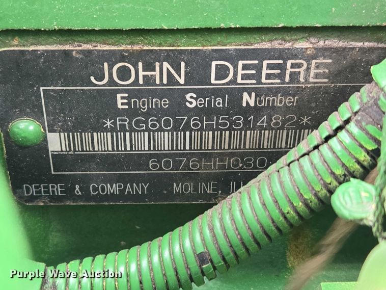 image for item YA2925 1994 John Deere 9600 RWA combine