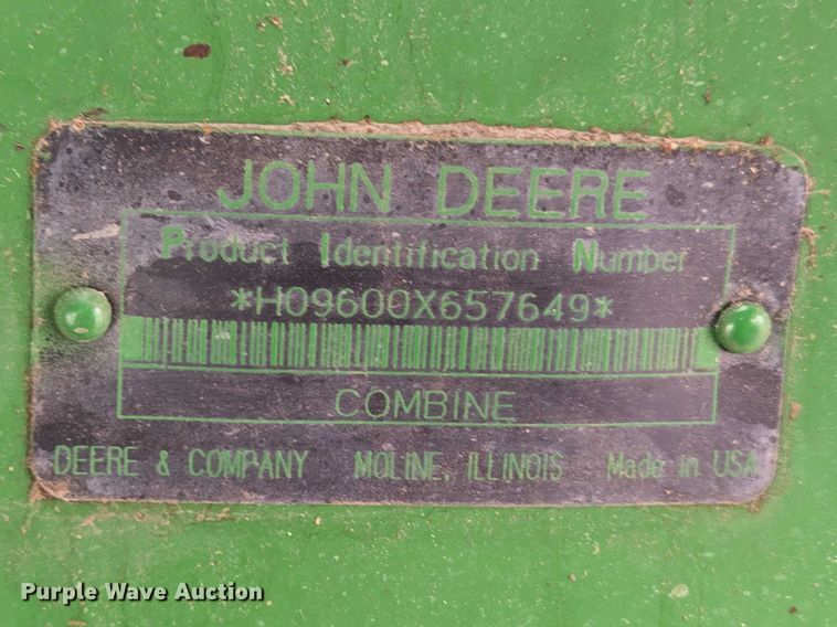 image for item YA2925 1994 John Deere 9600 RWA combine
