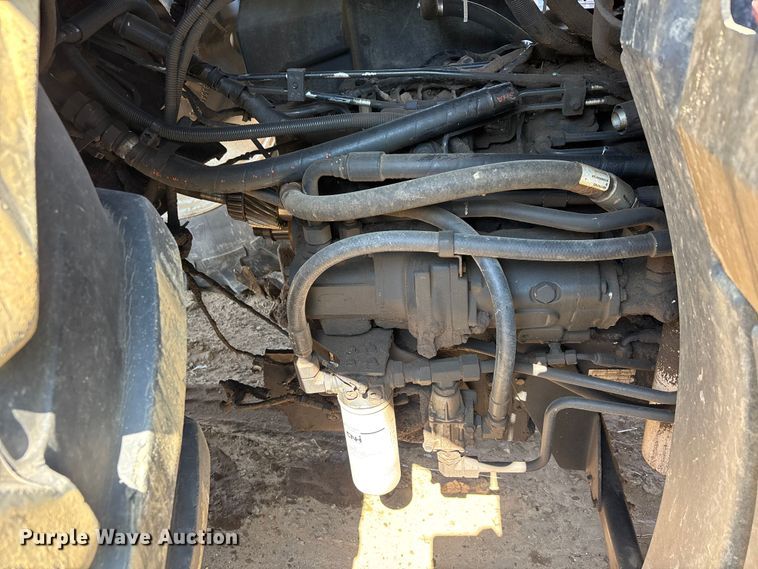 image for item YA2973 2016 Case IH Magnum 310 MFWD tractor