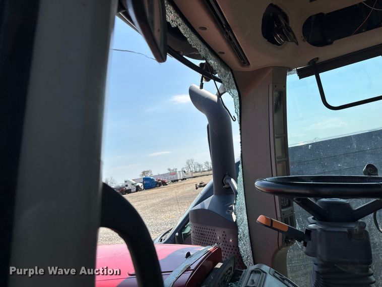 image for item YA2973 2016 Case IH Magnum 310 MFWD tractor