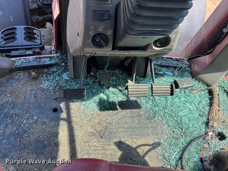 image for item YA2973 2016 Case IH Magnum 310 MFWD tractor