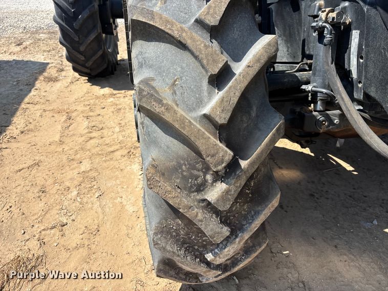 image for item YA2973 2016 Case IH Magnum 310 MFWD tractor