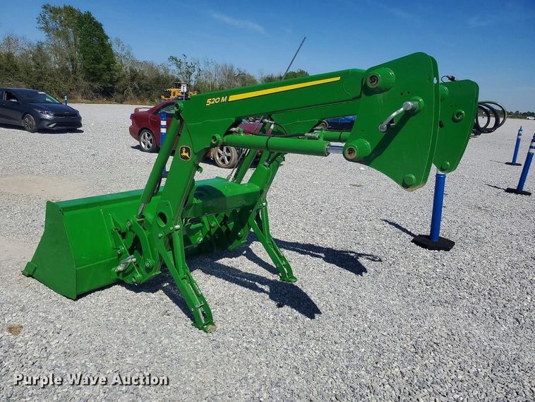 image for item YA2985 2020 John Deere 520M loader