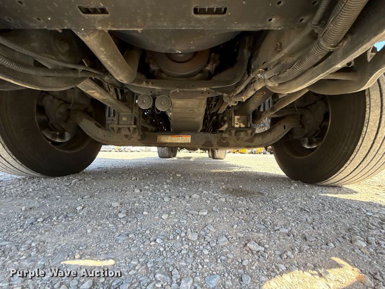 image for item DR1035 2021 International LT625 semi truck