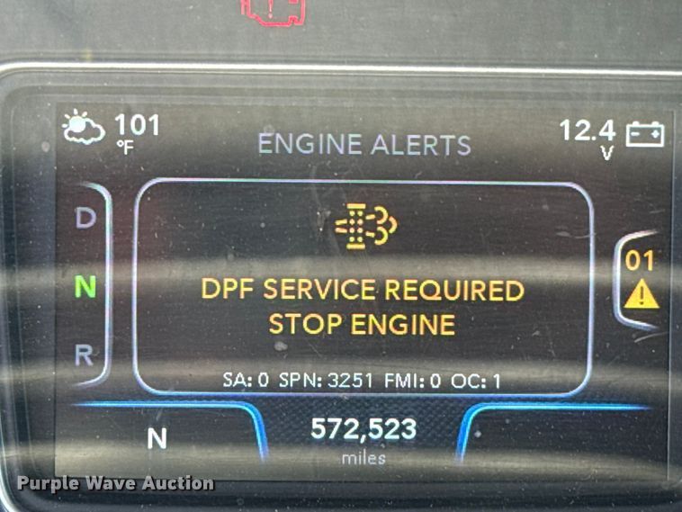 image for item DR1035 2021 International LT625 semi truck