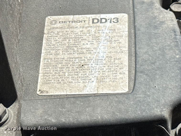 image for item DR1036 2021 Freightliner Cascadia 126 semi truck