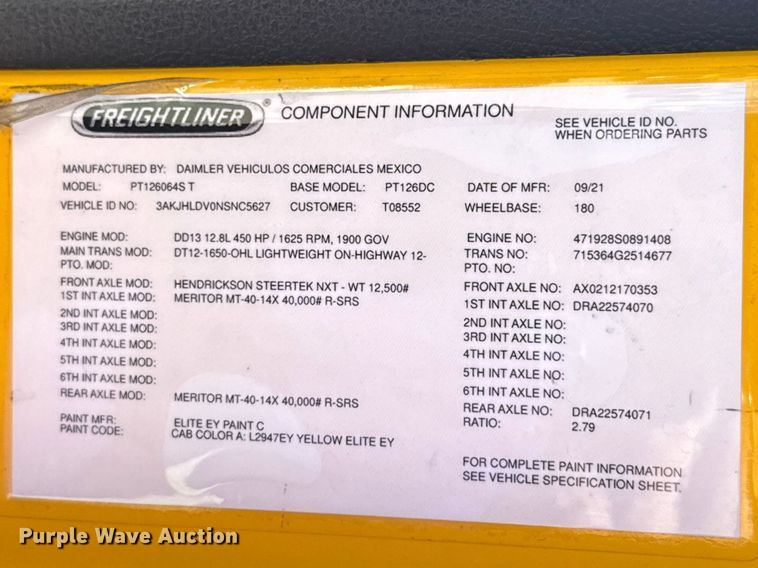 image for item DR1037 2022 Freightliner Cascadia 126 semi truck