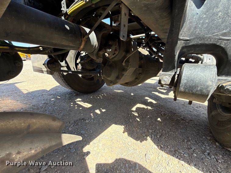 image for item DR1038 2022 Freightliner Cascadia 126 semi truck