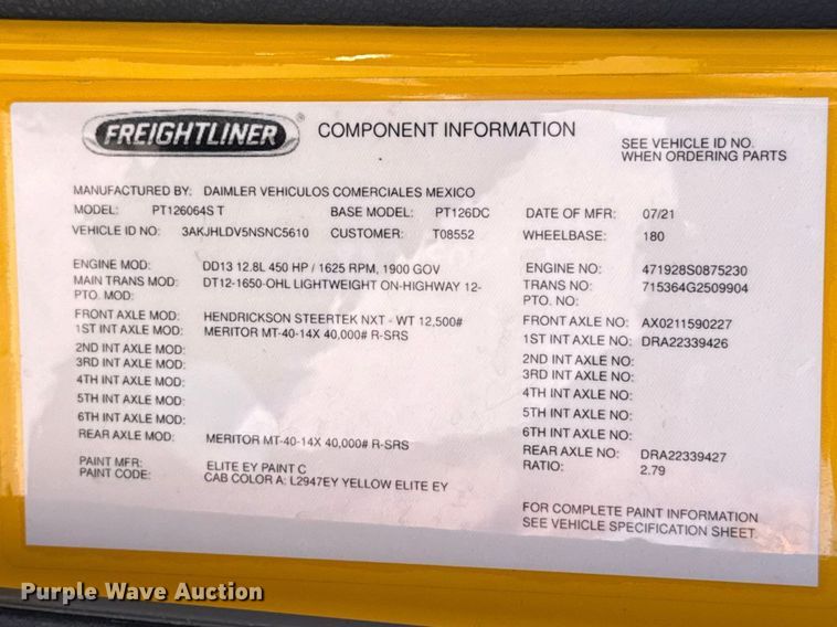 image for item DR1038 2022 Freightliner Cascadia 126 semi truck