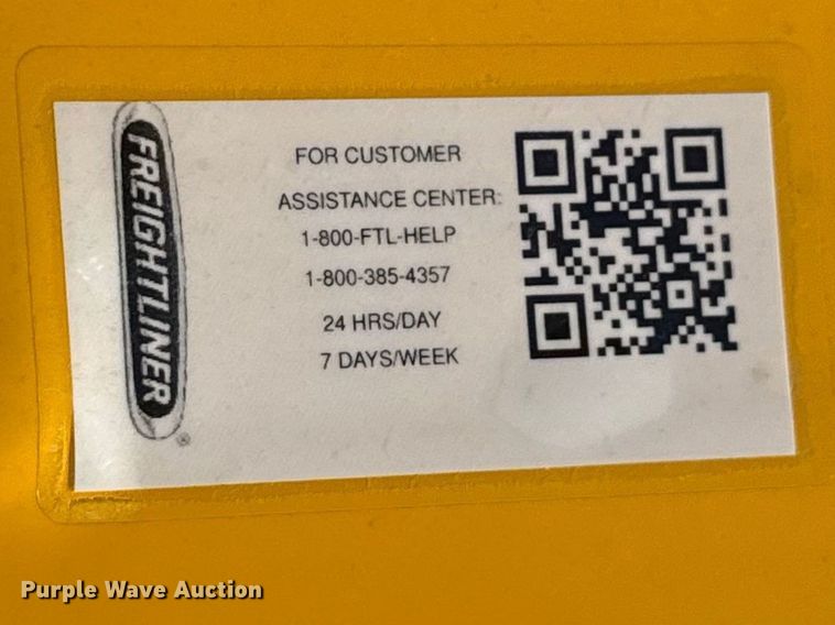 image for item DR1038 2022 Freightliner Cascadia 126 semi truck