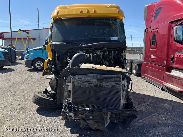 image for item DR1043 2025 Freightliner Cascadia 126 semi truck