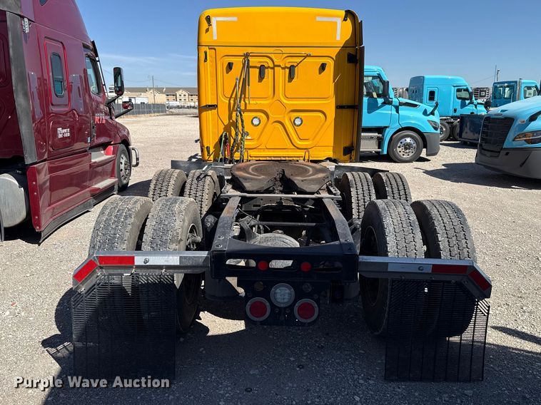 image for item DR1043 2025 Freightliner Cascadia 126 semi truck