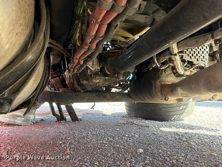 image for item DR1043 2025 Freightliner Cascadia 126 semi truck