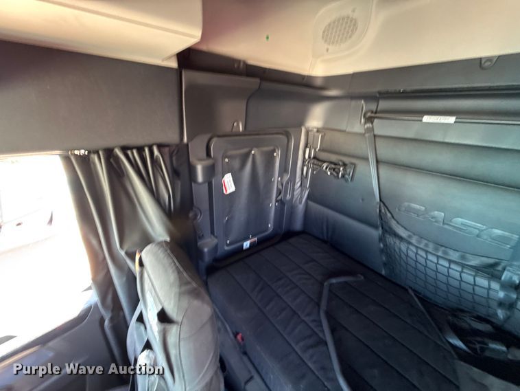 image for item DR1043 2025 Freightliner Cascadia 126 semi truck