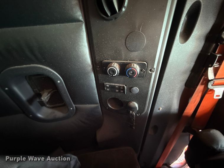 image for item DR1043 2025 Freightliner Cascadia 126 semi truck