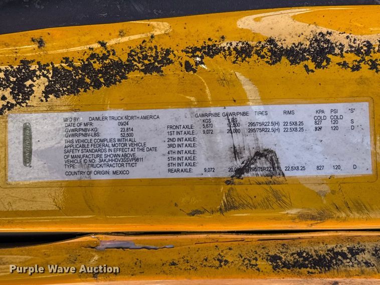 image for item DR1043 2025 Freightliner Cascadia 126 semi truck