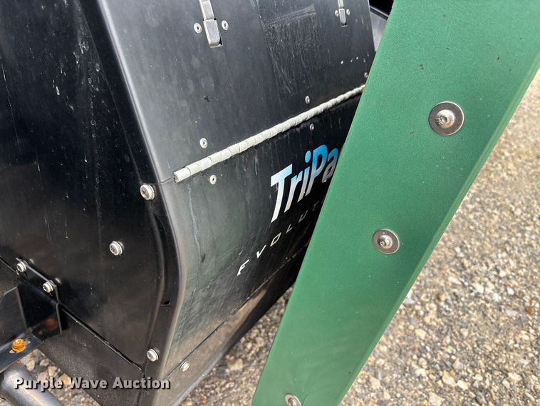 image for item DT0087 2022 Freightliner Cascadia 126 semi truck