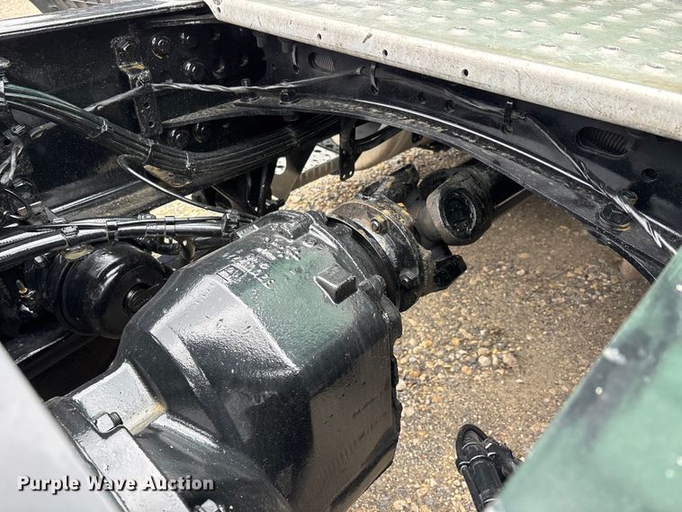 image for item DT0087 2022 Freightliner Cascadia 126 semi truck