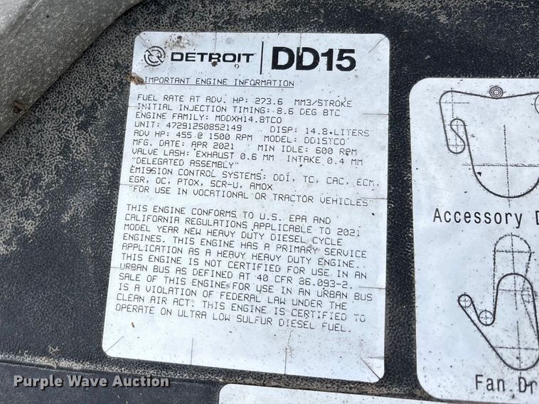 image for item DT0087 2022 Freightliner Cascadia 126 semi truck