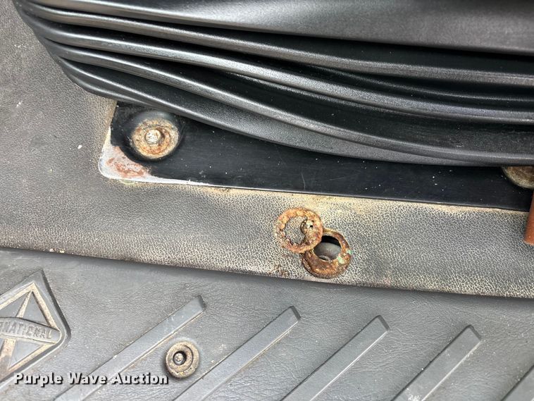 image for item DT0088 2022 International LT625 semi truck