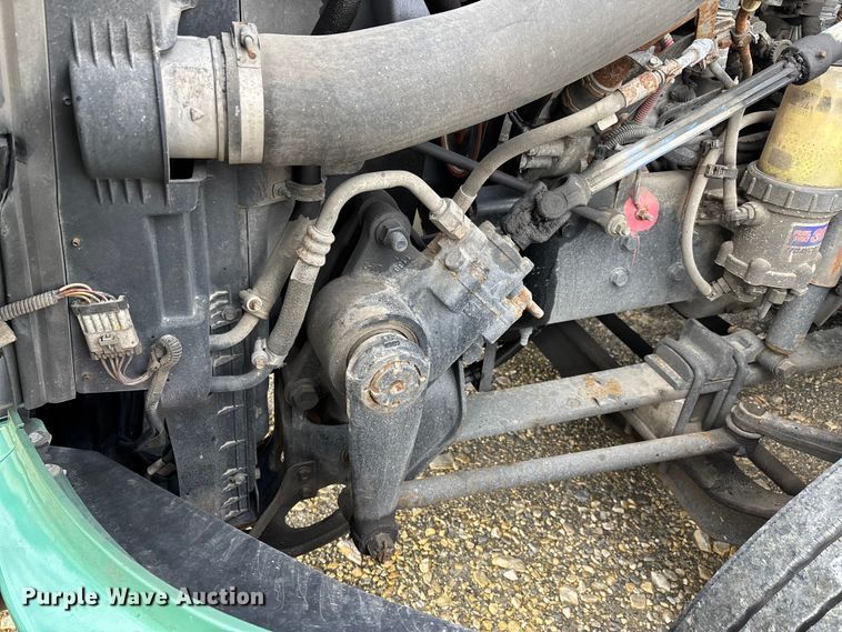 image for item DT0088 2022 International LT625 semi truck