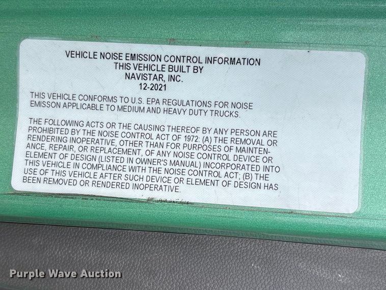 image for item DT0088 2022 International LT625 semi truck