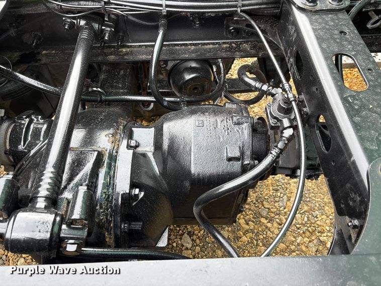 image for item DT0090 2022 International LT625 semi truck